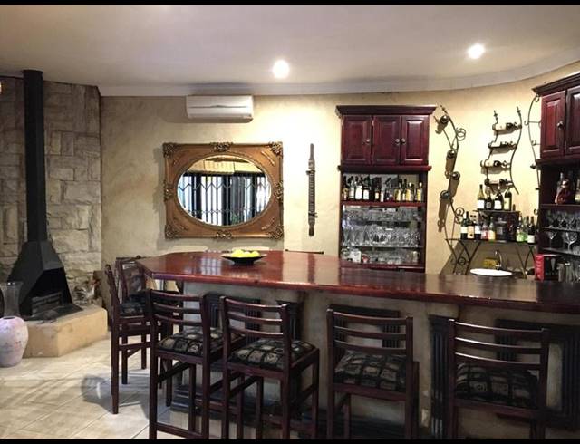 5 BEDROOM HOUSE FOR SALE IN WATERKLOOF